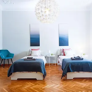  Auberge de jeunesse By La Pedrera - Diagonal Espagne