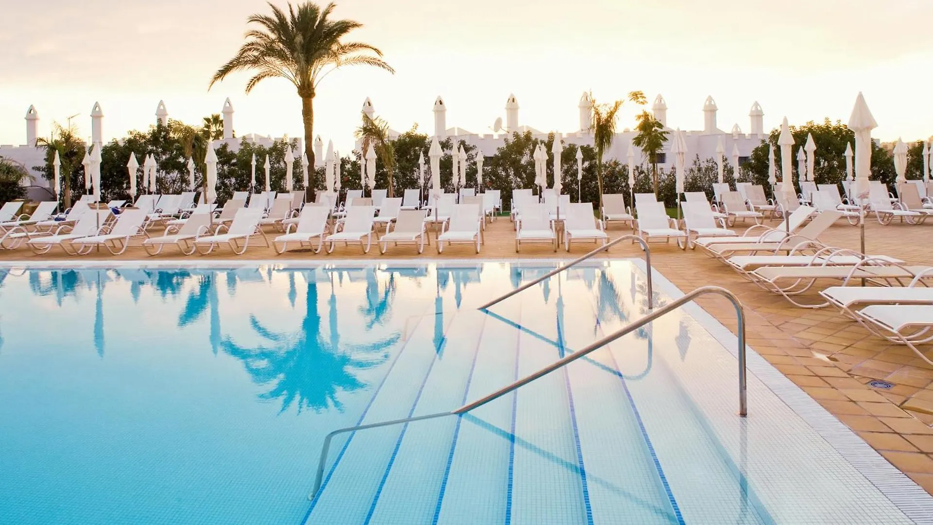 Sunprime Atlantic View Suite & Spa Playa del Ingles  Hotel Playa del Ingles (Gran Canaria)
